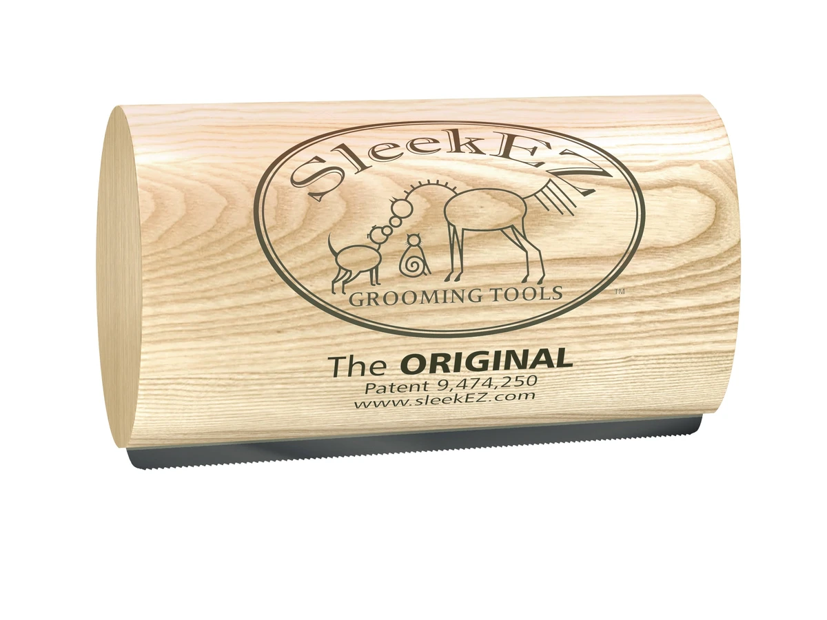 SleekEZ Original Deshedding Grooming Tool medium 5 inch with tooth-and-wave pattern